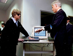 Photo of Janina Sajka with President Clinton 