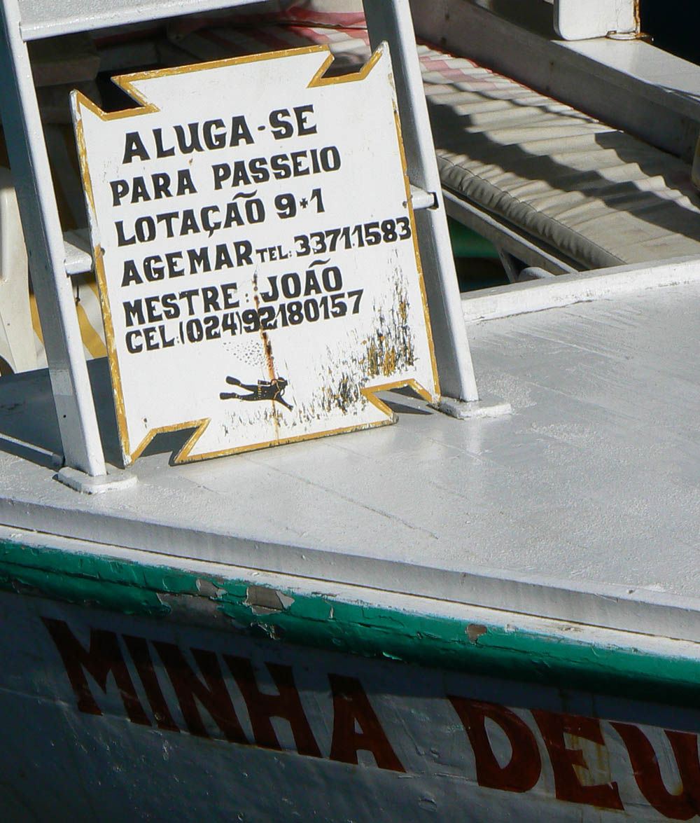 a worker mobile phone number on a sign in brazil