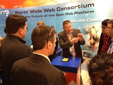 Ed Schmit from AT&T draws a crowd to his HTML5 presentation at MWC2012.