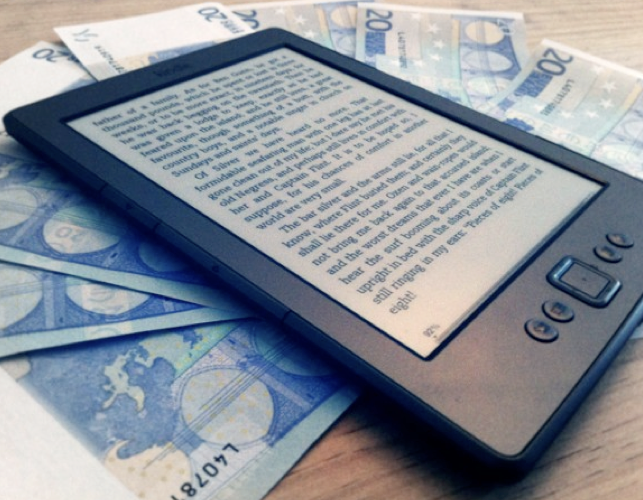 ebook reader and bank notes