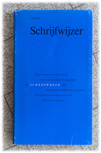 [Picture: book ‘Schrijfwijzer’ by J. Renkem]