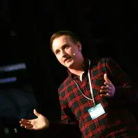 Christian Bromann's avatar